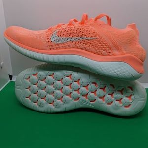 Nike flyknit 2018 size 11 womens unworn with box